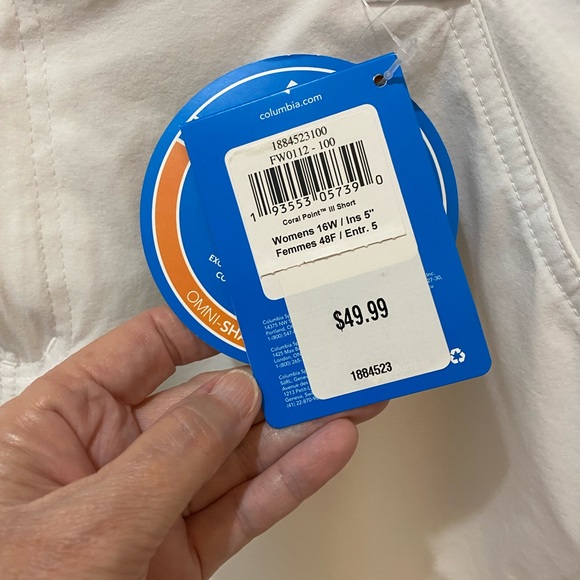 Columbia PFG Ladies Plus White Shorts-5” - w/UPF 50 - 16W - Picture 6 of 14